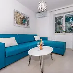 Oasis C * Crikvenica
