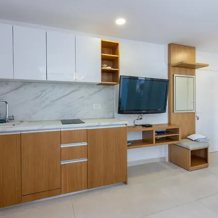 Oasis C