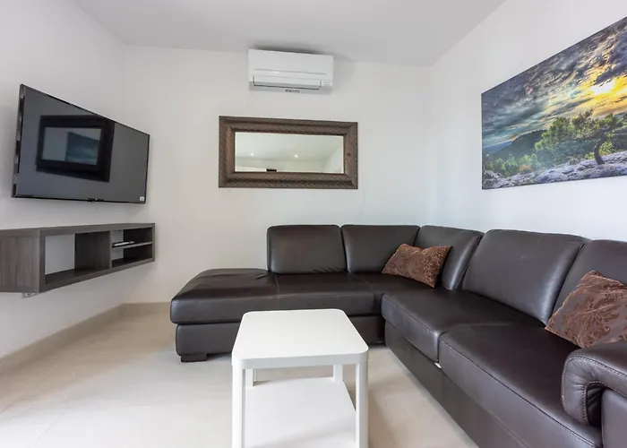 Apartman Oasis C *