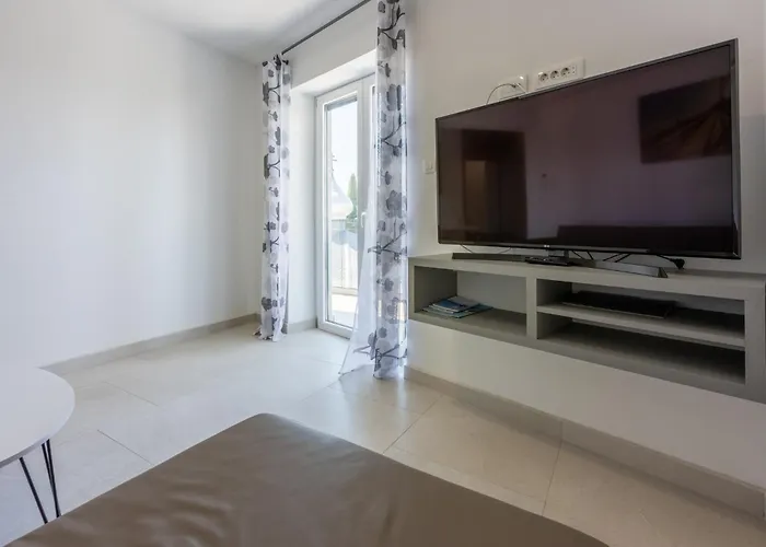 Oasis C Apartman *