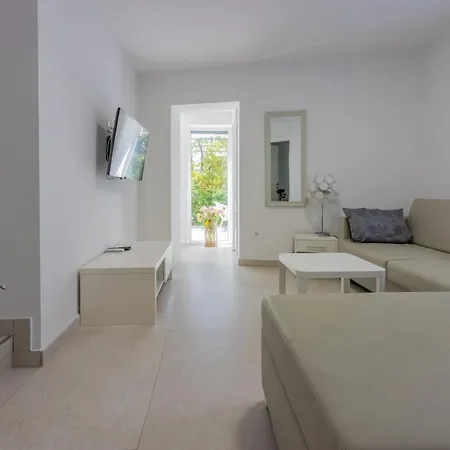 Oasis C * Crikvenica