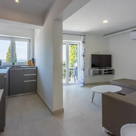 Oasis C * Crikvenica