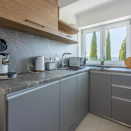 Oasis C * Crikvenica